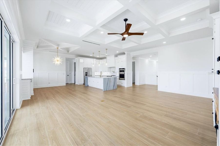 Spacious, unfurnished interior of a new home in , Placida (Image 25).