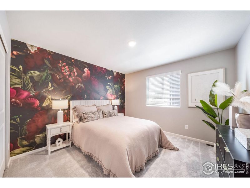 Furnished interior view inside a new home in Thompson River Ranch, Johnstown (Image 25).