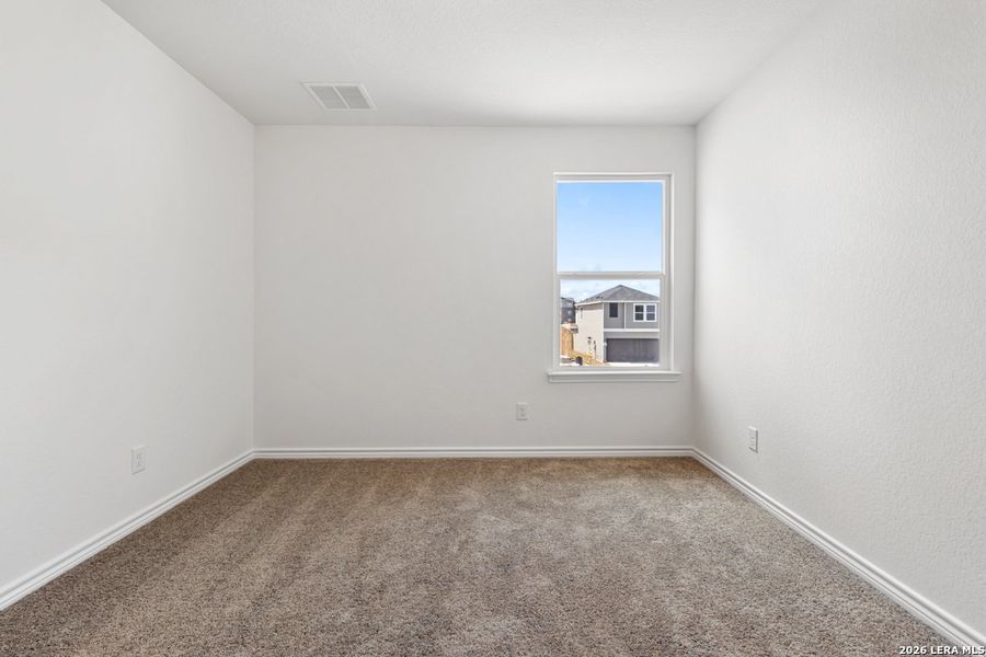 Spacious, unfurnished interior of a new home in Medina Crossing, Von Ormy (Image 26).