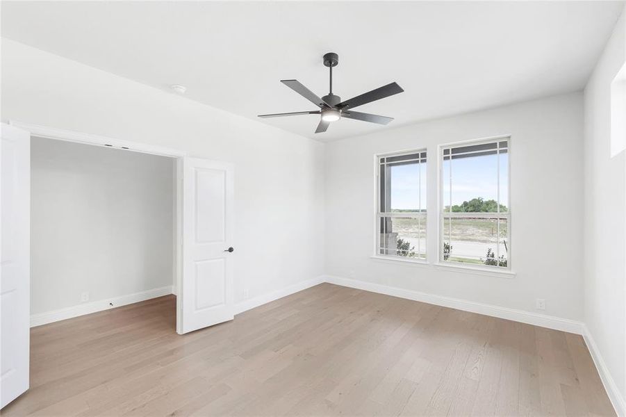 Spacious, unfurnished interior of a new home in The Oaks, Red Oak (Image 22). Spacious, unfurnished interior of a new home in The Oaks, Red Oak (Image 22).