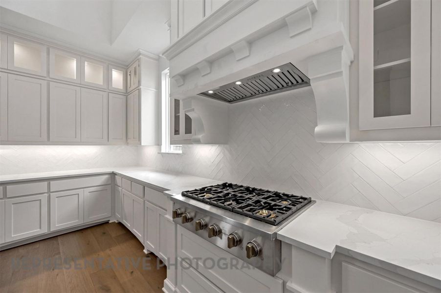 Image 23 of a home in Elyson: 80ft. lots.