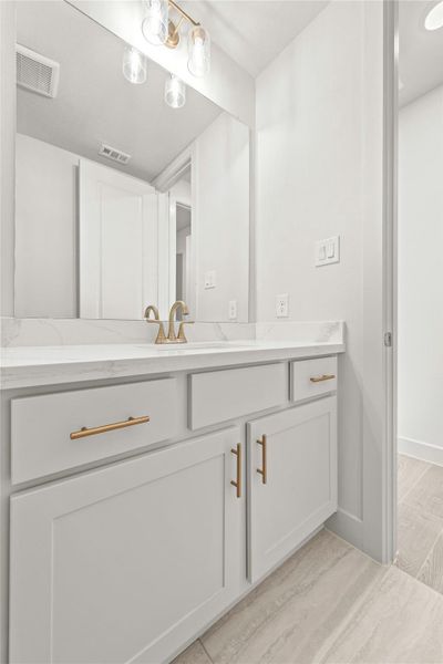 Representative image. Features, selections and colors may vary.