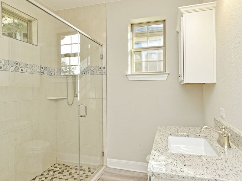 Representative furnished interior of a home built from the Casita by Giddens Homes in Whispering Wind, Bertram (Image 10).