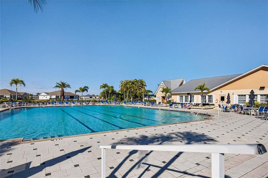 Community amenities in , Port Charlotte (Image 3). Community amenities in , Port Charlotte (Image 3).