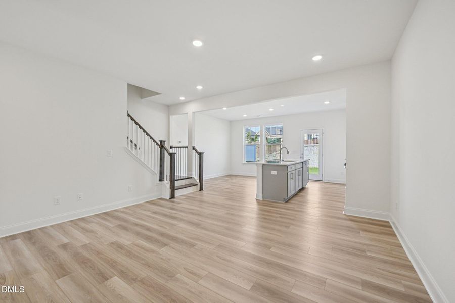 14-web-or-mls-Kensley Grv Ln-2406-014 14-web-or-mls-Kensley Grv Ln-2406-014