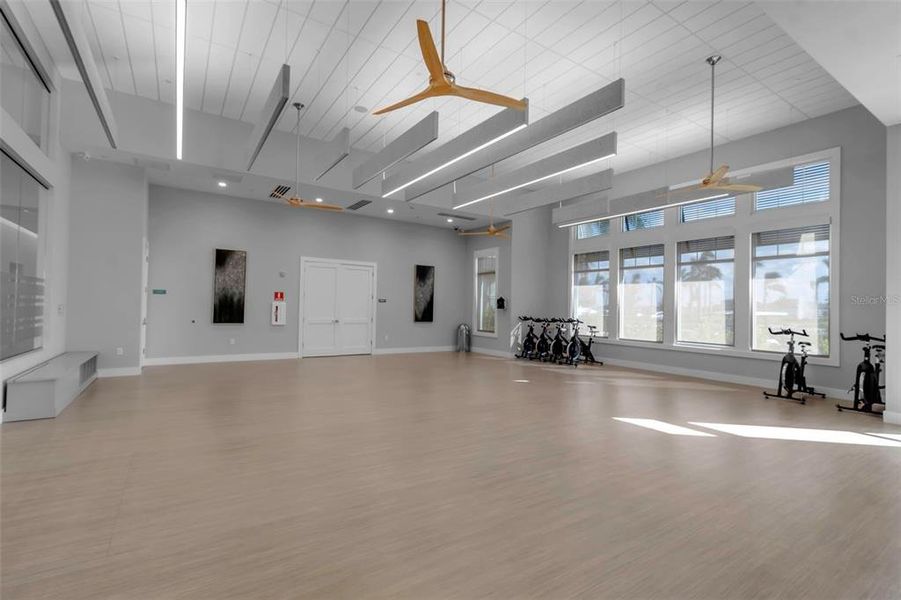 Spacious, unfurnished interior of a new home in , Parrish (Image 22).