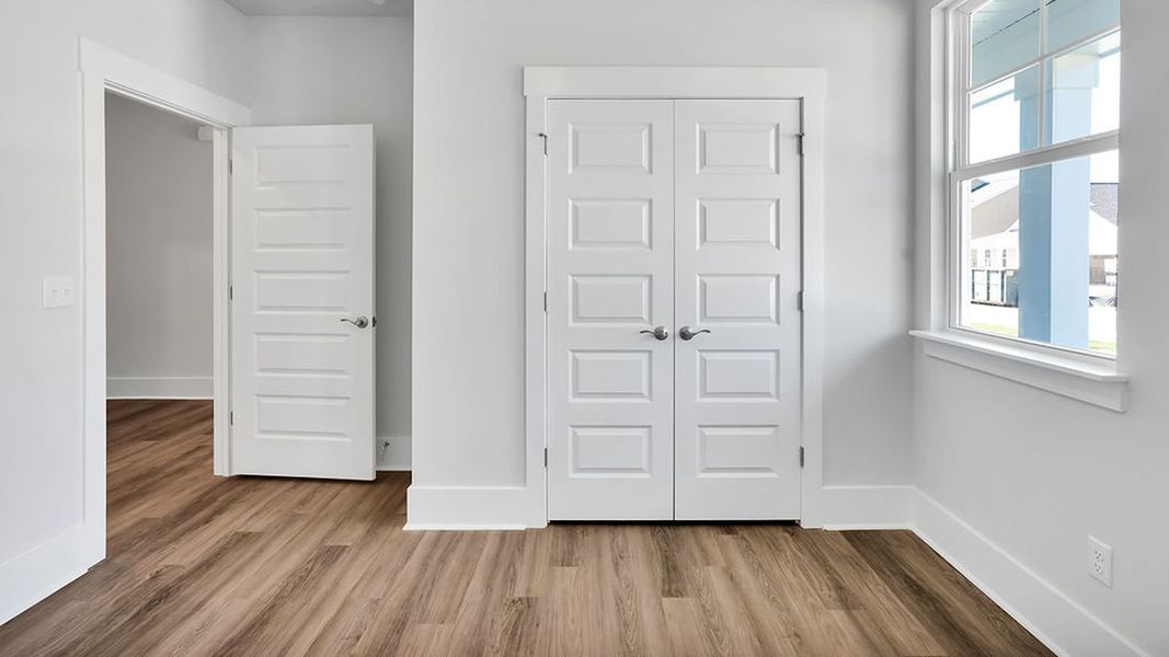 Spacious, unfurnished interior of a new home in The Haven at Indigo Preserve, Leland (Image 19).