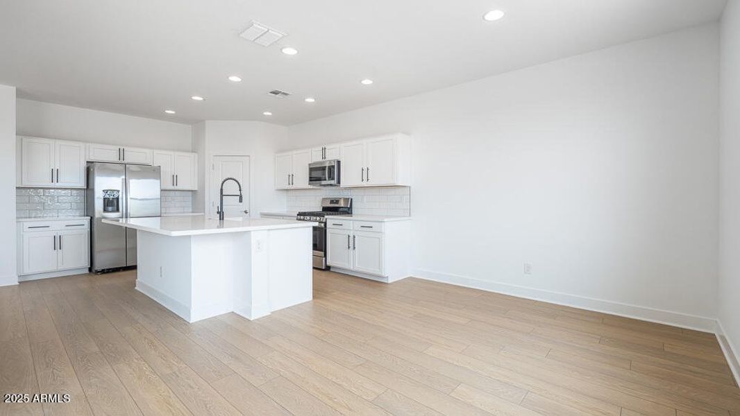 hj-az-phoenix-combs-ranch-discovery-sien hj-az-phoenix-combs-ranch-discovery-sien