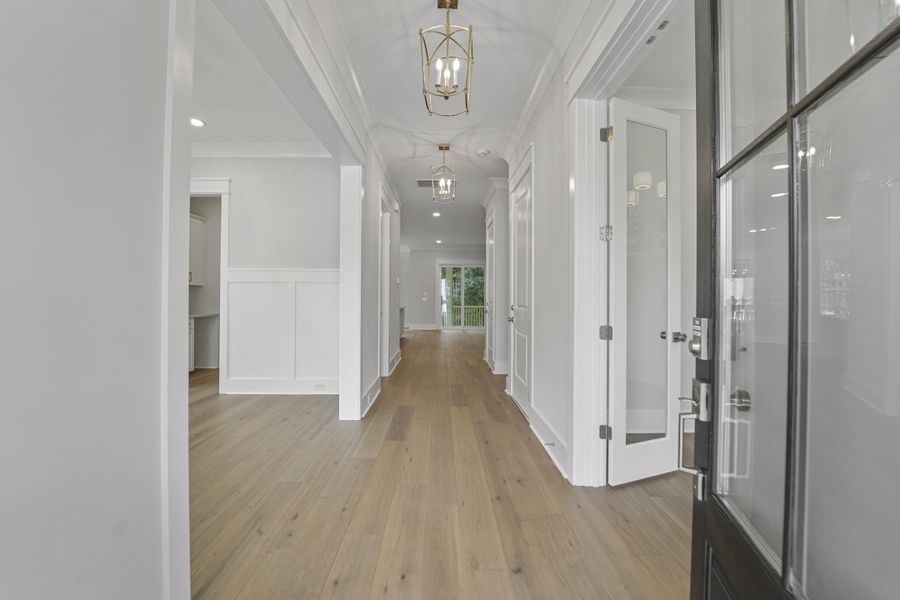 Spacious, unfurnished interior of a new home in , Johns Island (Image 25).