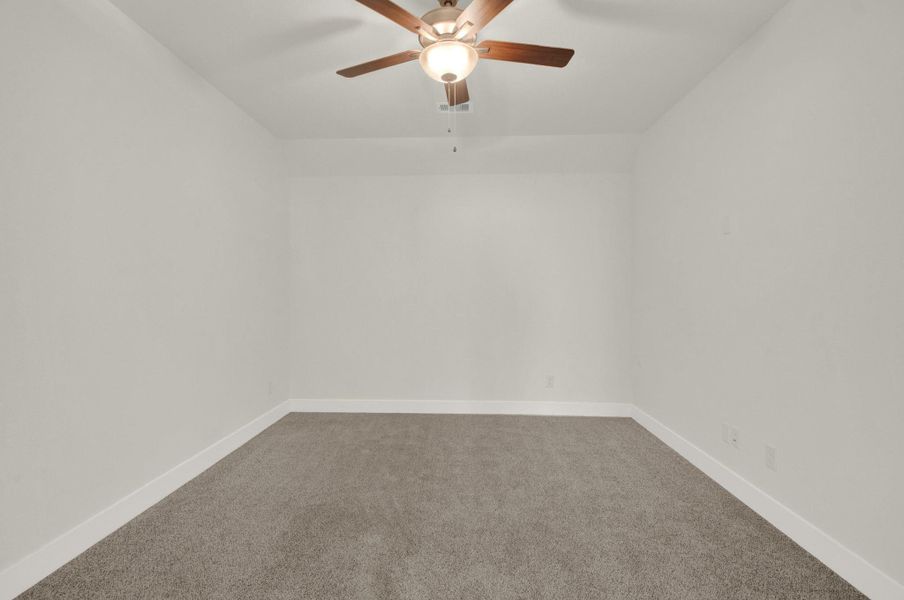 Spacious, unfurnished interior of a new home in , Katy (Image 30).