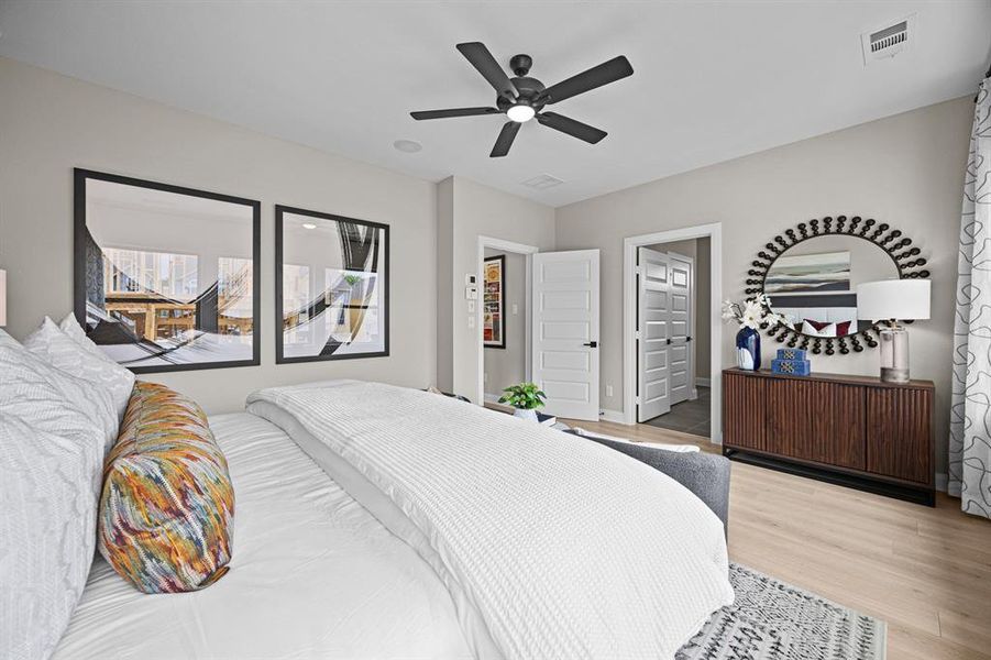 Furnished interior view inside a new home in Greenville Heights, Dallas (Image 10). Furnished interior view inside a new home in Greenville Heights, Dallas (Image 10).