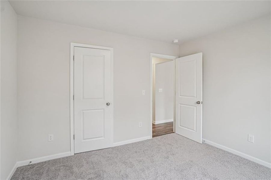 Spacious, unfurnished interior of a new home in Liberty Pointe, Villa Rica (Image 11).