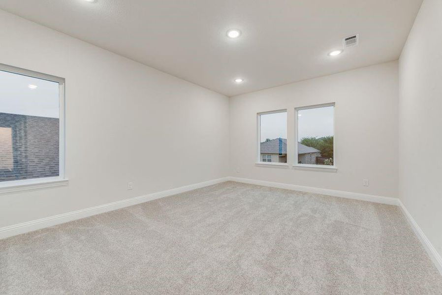 Spacious, unfurnished interior of a new home in Creekside of Crowley, Crowley (Image 31). Spacious, unfurnished interior of a new home in Creekside of Crowley, Crowley (Image 31).
