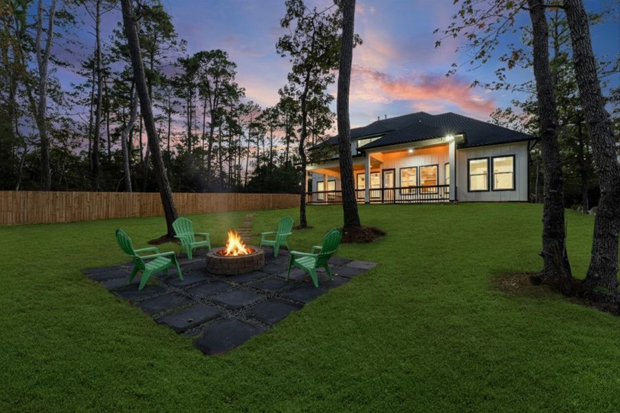 Exterior details and patio area of a home in , Magnolia (Image 27).