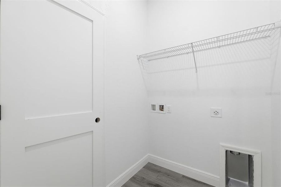 Spacious, unfurnished interior of a new home in , Ocala (Image 13).