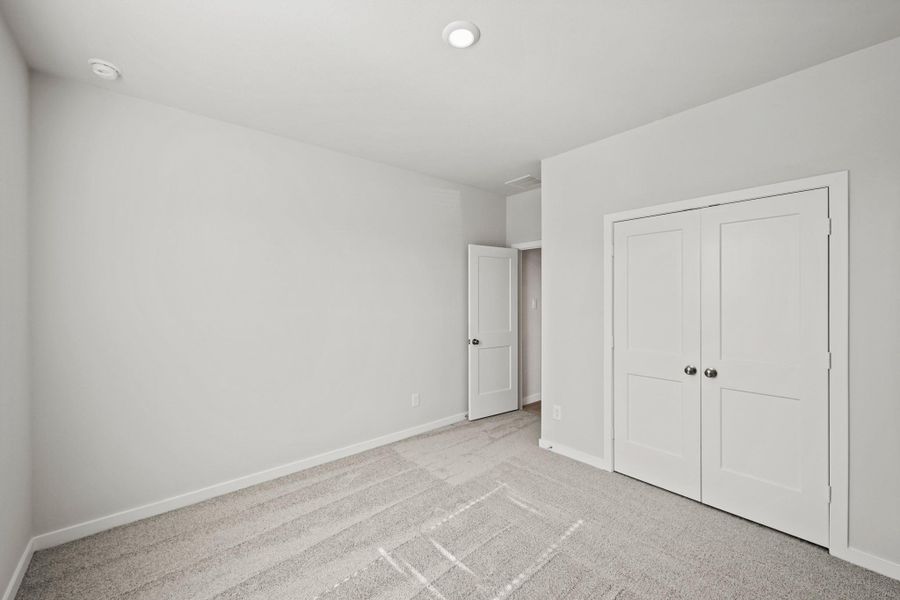 Spacious, unfurnished interior of a new home in Magnolia Springs, Montgomery (Image 26).