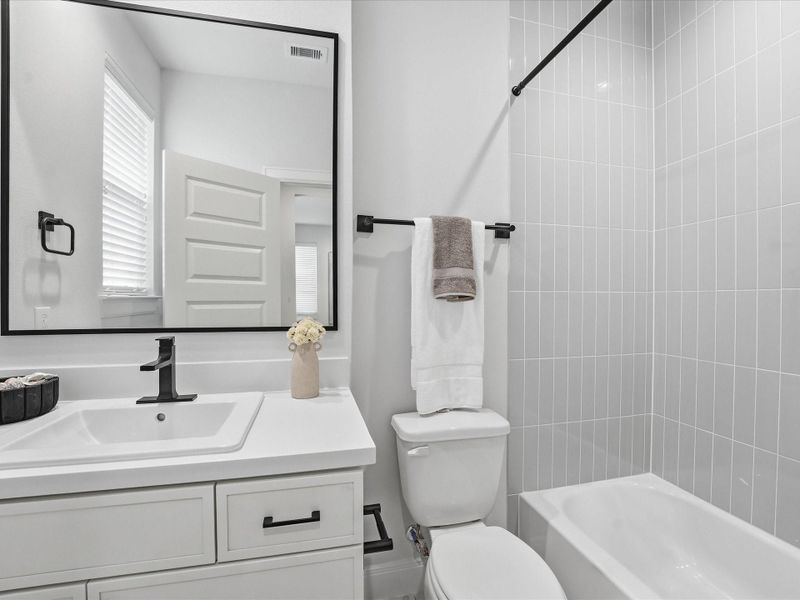 Furnished interior view inside a new home in Uptown District, Houston (Image 24). Furnished interior view inside a new home in Uptown District, Houston (Image 24).