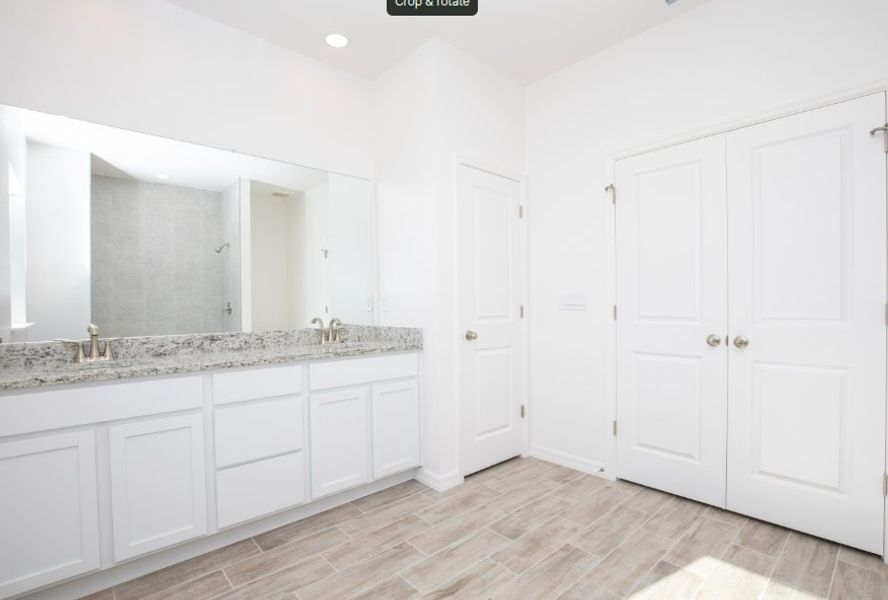 Furnished interior view inside a new home in Cape Coral, Cape Coral (Image 6).