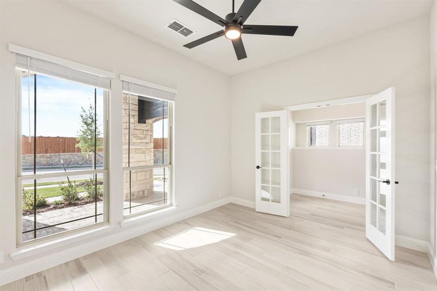 Spacious, unfurnished interior of a new home in Devonshire, Forney (Image 28).