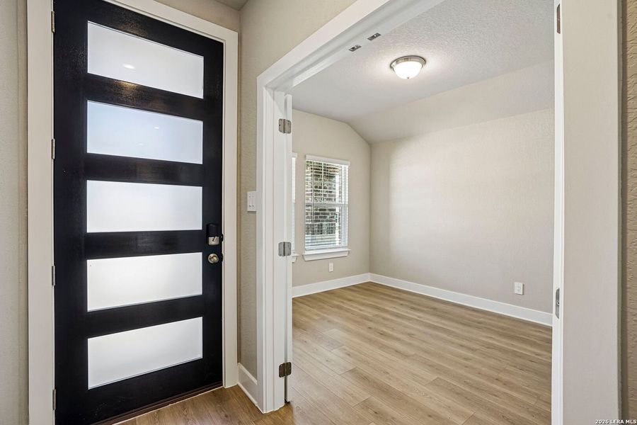 Spacious, unfurnished interior of a new home in Stetson Ridge, Marion (Image 23).