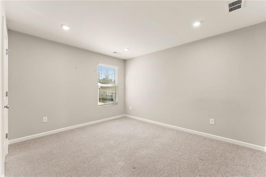 Spacious, unfurnished interior of a new home in , Braselton (Image 35). Spacious, unfurnished interior of a new home in , Braselton (Image 35).