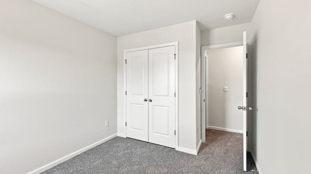 Spacious, unfurnished interior of a new home in Baxter Village, Boiling Springs (Image 25).