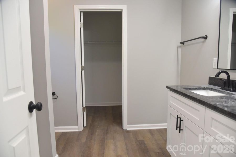 Image 38 of a home in .
