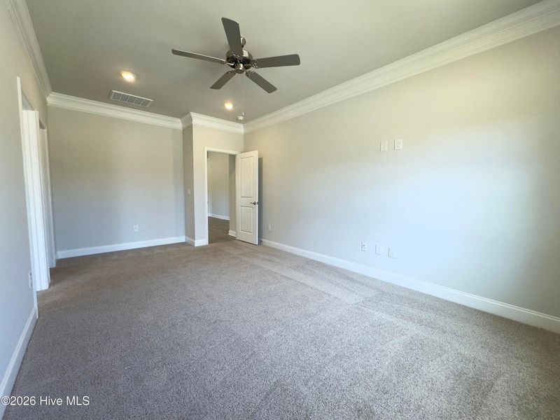 Spacious, unfurnished interior of a new home in East Lake, Leland (Image 18).