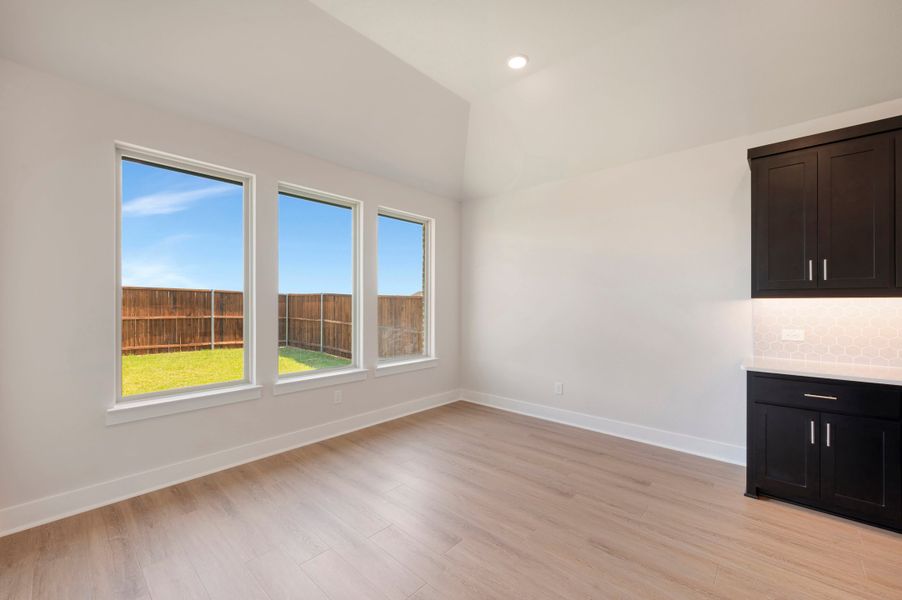 Spacious, unfurnished interior of a new home in LaPrelle, Fort Worth (Image 18).