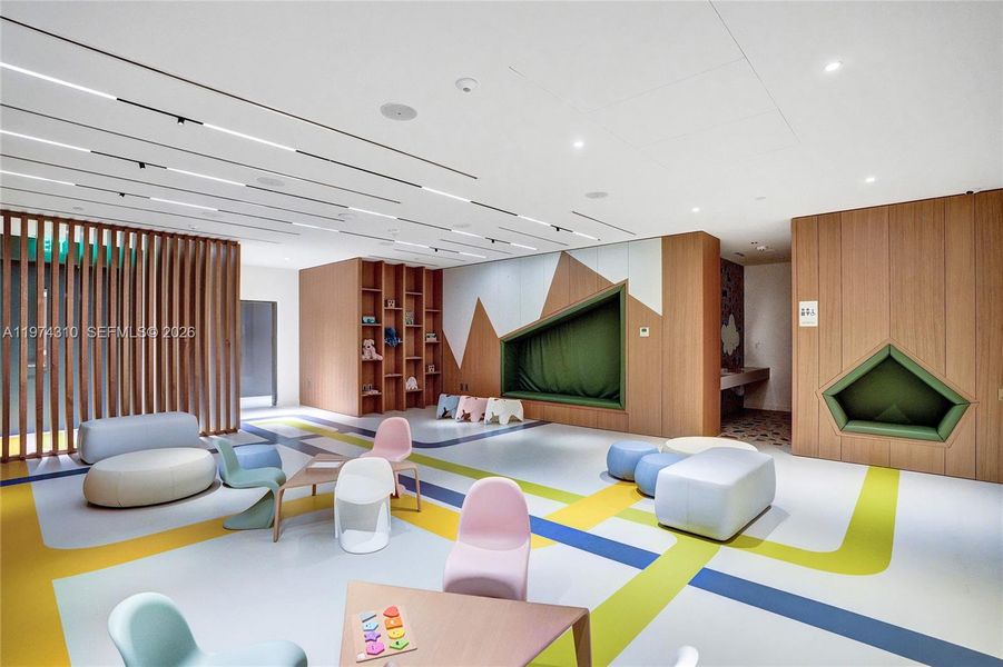 Community amenities in , Miami (Image 36).