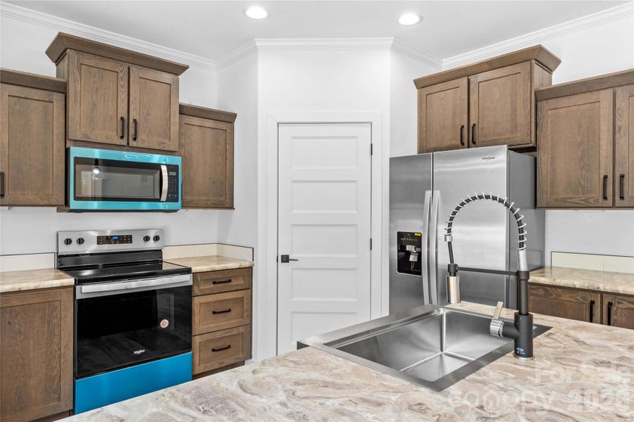 Furnished interior view inside a new home in , Catawba (Image 6).