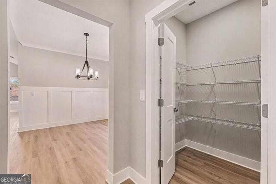 Spacious, unfurnished interior of a new home in , Clermont (Image 17).