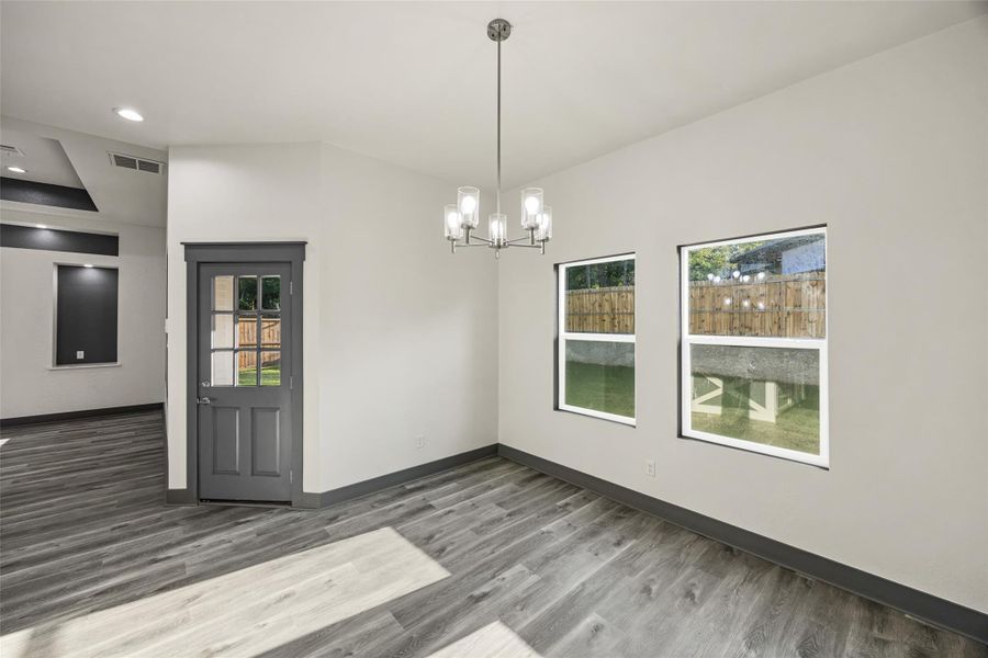 Image 38 of a home in .