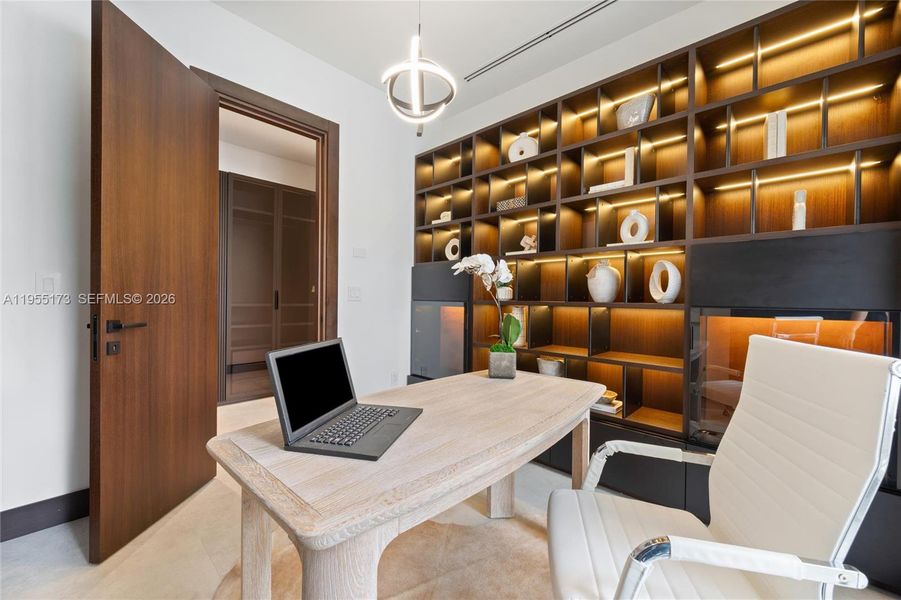 Community amenities in , Pinecrest (Image 33).