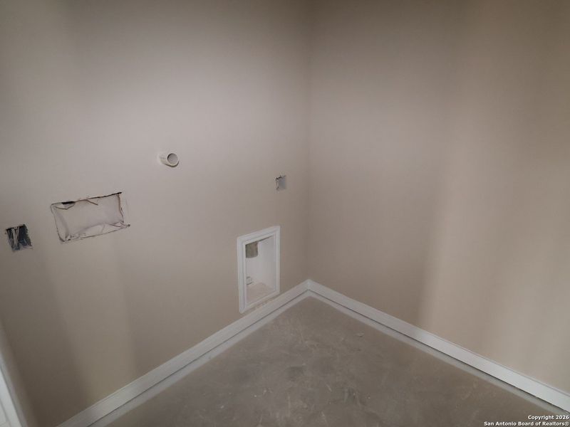 Image 34 of a home in Agave.