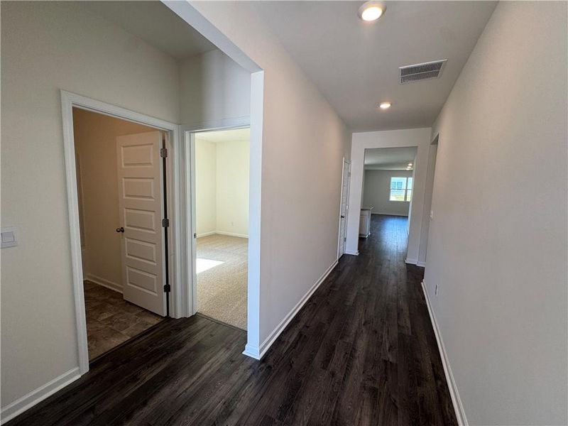 Spacious, unfurnished interior of a new home in Oakchase at Hampton, Hampton (Image 23).