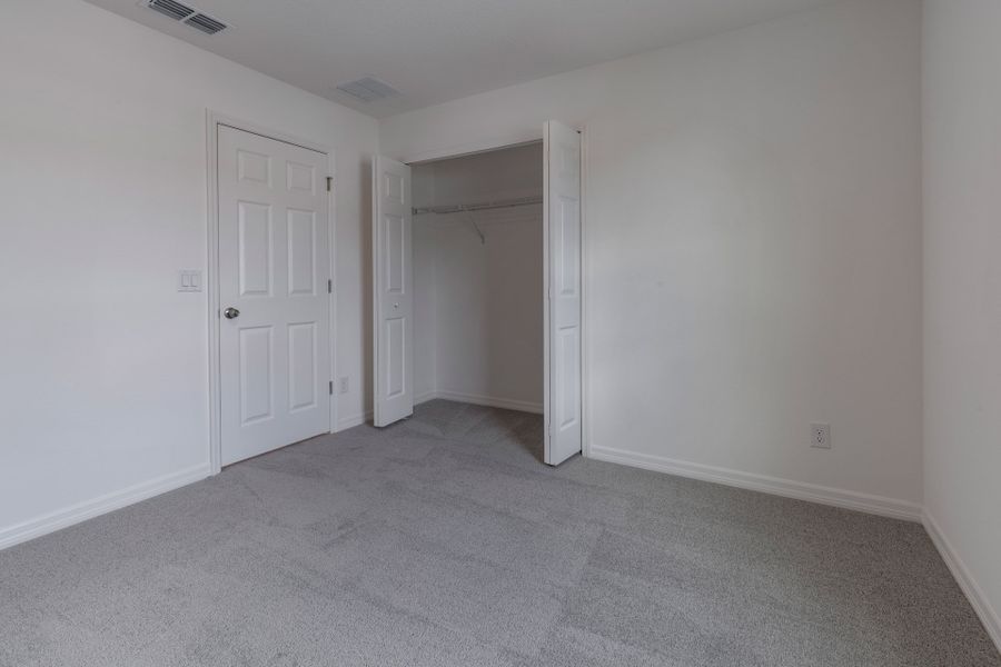 Comfortable Bedroom for Family or Guests in Central Florida Home Comfortable Bedroom for Family or Guests in Central Florida Home
