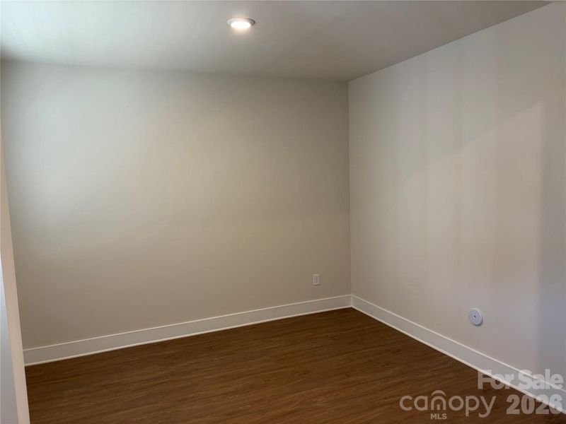 Spacious, unfurnished interior of a new home in , Lenoir (Image 15).