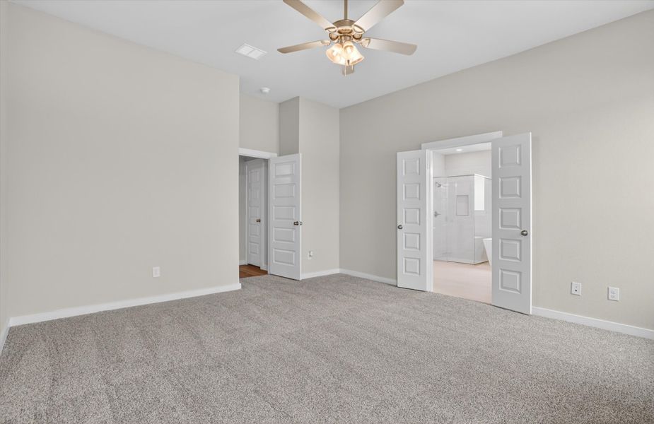 Spacious, unfurnished interior of a new home in Terra Vista Estates, Springtown (Image 55).