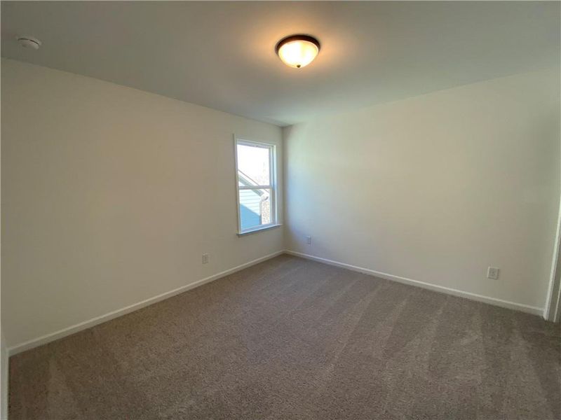 Spacious, unfurnished interior of a new home in Creekside, Dawsonville (Image 15).