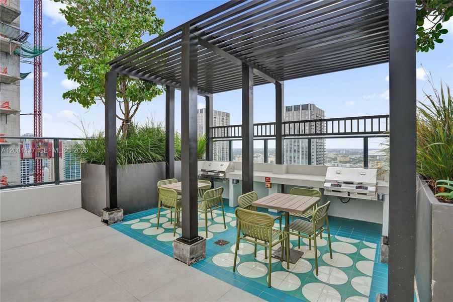 Community amenities in , Miami (Image 33).