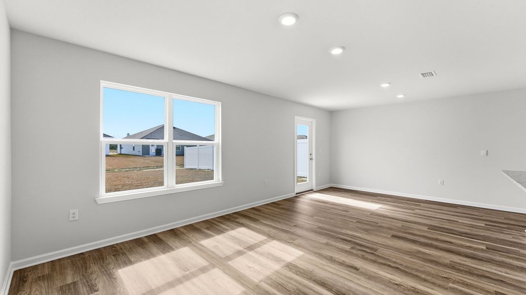 Spacious, unfurnished interior of a new home in Liberty, Panama City (Image 16). Spacious, unfurnished interior of a new home in Liberty, Panama City (Image 16).
