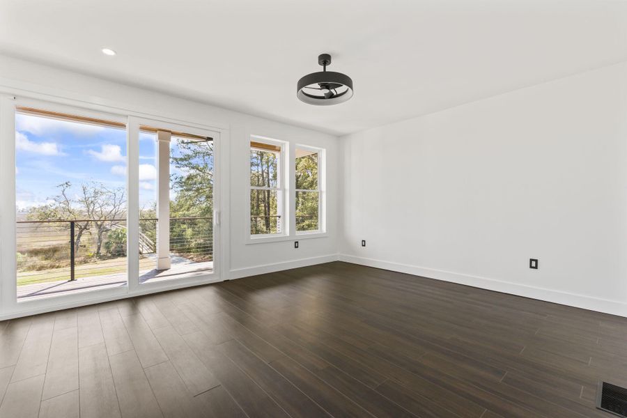 Spacious, unfurnished interior of a new home in , Pawleys Island (Image 28). Spacious, unfurnished interior of a new home in , Pawleys Island (Image 28).