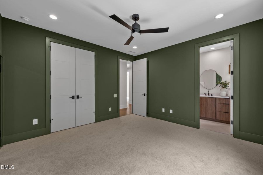 70-web-or-mls-untitled-04002