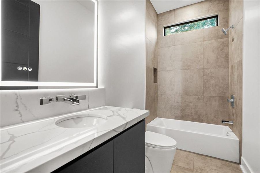 Furnished interior view inside a new home in , Atlanta (Image 41). Furnished interior view inside a new home in , Atlanta (Image 41).