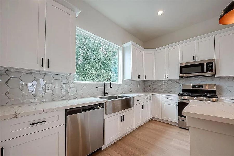 Office / Guest suit 1st floor Office / Guest suit 1st floor