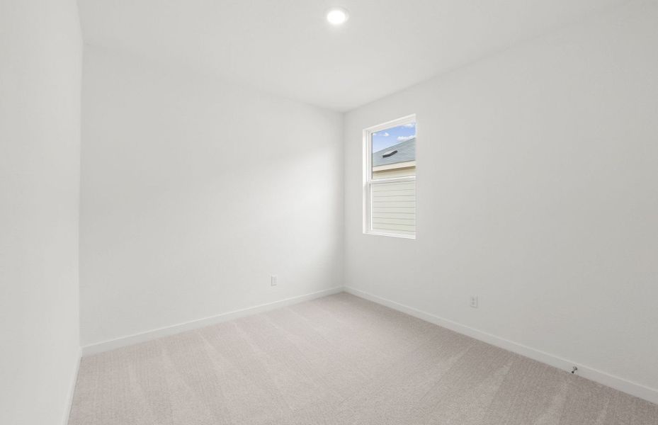 Spacious, unfurnished interior of a new home in Larson Crossing, Elgin (Image 23).