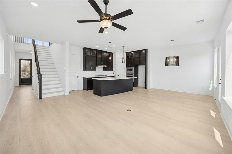 Furnished interior view inside a new home in Greenville Heights, Dallas (Image 13). Furnished interior view inside a new home in Greenville Heights, Dallas (Image 13).