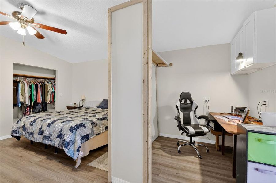 Furnished interior view inside a new home in , Bushnell (Image 16). Furnished interior view inside a new home in , Bushnell (Image 16).