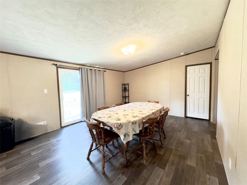 Formal dinning Formal dinning